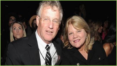 When Did Scott And Andrea's Divorce Become Final?